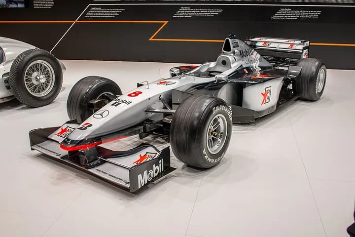 McLaren MP4/13-Mercedes